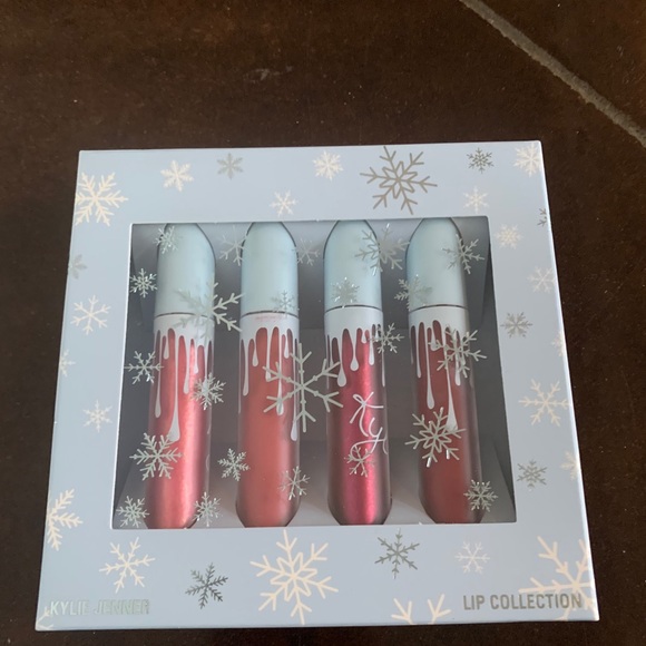 Kylie Cosmetics Holiday Lip Set - Picture 1 of 2